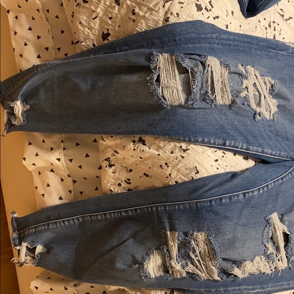 Ripped jeans - Picture 2 of 3